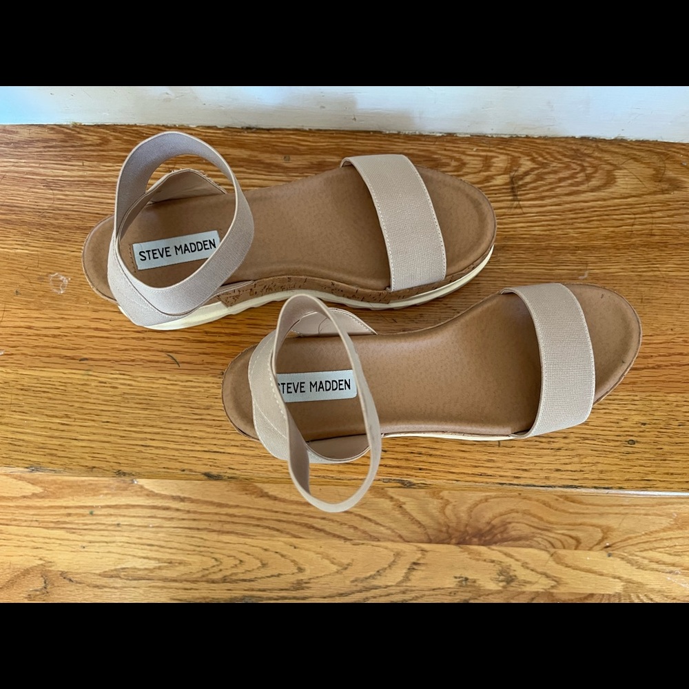 Steve Madden cork sandals with stretch fabric ankle brand, like new